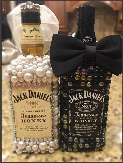 Custom Liquor Bottles, Wedding Bottles, Custom Wedding Gifts, Wine Bottle Crafts, Liquor Bottles, Jack Daniels, E Card, Bottle Crafts, Wedding Shower