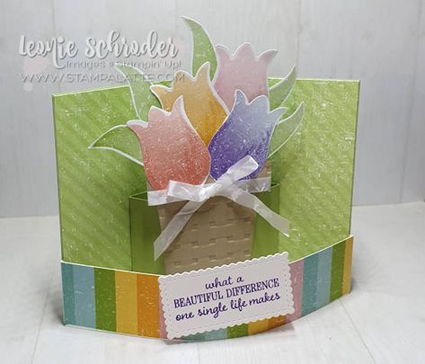 Tulips And Daisies, Tulips Card, Daisy Cards, Interactive Cards, Card Making Tutorials, Fancy Fold Cards, Card Tutorial, Fancy Folds, Card Kits