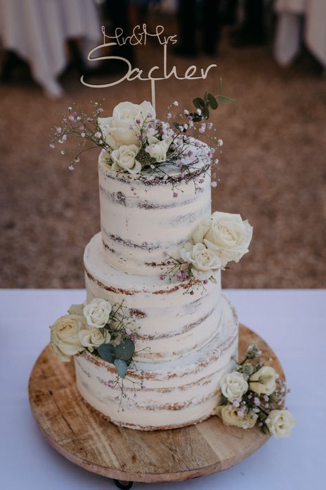 Small Three Tier Wedding Cake, Rough Iced Wedding Cake, Nude Cake Mariage, M&s Wedding Cake, Naked Wedding Cakes 2 Tier, Semi Naked Cake Wedding, Naked Wedding Cakes Rustic, Naked Cake Wedding Rustic, Semi Naked Wedding Cake With Flowers