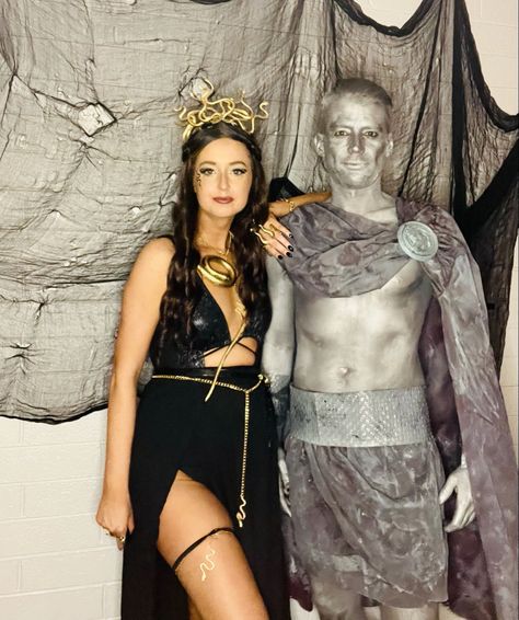 Stone Halloween Costume, Medusa Couples Halloween Costume, Couples Goddess Costume, Man Of Stone Costume, Stone Man Halloween Costume, Turned To Stone Costume, Medusa Stone Man, Stone Man Costume Diy, Medusa Stone Man Costume