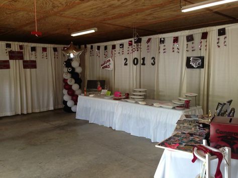 Graduation party. Curtain draping in garage Garage Grad Party, Curtain Draping, Garage Party Decorations, Party Photo Ideas, Party Curtain, Backyard Graduation Party, Garage Party, Outdoor Graduation Parties, Outdoor Graduation