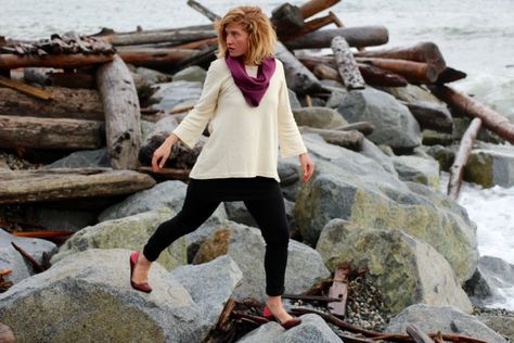 Sustainable and movement-friendly fashion tips from natural movement guru Katy Bowman! Natural Movement, Eco Friendly Clothing, How To Stay Healthy, Capsule Wardrobe, A Book, Ballet Flats, Me Too Shoes, Merino Wool, Autumn Fashion