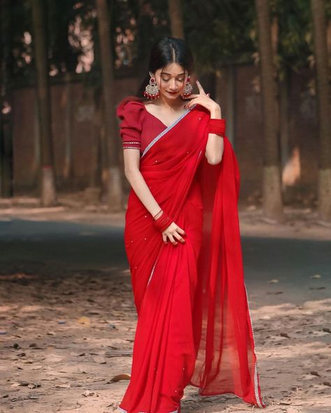 Saree
Red saree
Bangladeshi dress
Bangladeshi girl
Red dress
Asian traditional dress Girly Photography Indian, Saree Dpz Girl, Bangladeshi Girls Dp, Poses In Saree For Photoshoot, Girl Saree Dp, Bride Possess, Sari Pic, Simple Saree Designs, Bollywood Hairstyles