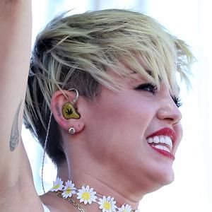 More naked Miley Cyrus photos released by Terry Richardson – SheKnows Figure Photography Female, Wet Teeshirts Photoshoot, Beautiful Yoga Poses Photography, Terry Richardson Photos, Miley Cyrus Tongue, 70s Celebrities, Old Miley Cyrus, Miley Cyrus Show, Native Woman