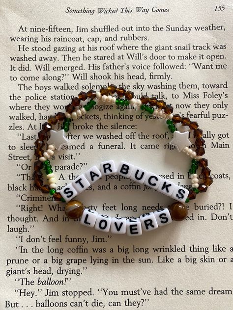 #taylorswift #erastour #taylorswiftfriendshipbracelets #erastourbracelets #friendshipbracelets Friendship Bracelets Beads, Starbucks Lovers, Bracelet Inspo, Lovers Bracelet, Friendship Bracelets With Beads, Friendship Bracelets Designs, Diy Bracelet Designs, Taylor Swift Concert, Bracelet Ideas