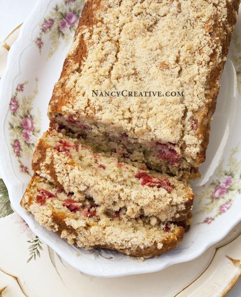 Yum Plum Crumb Loaf II @ NancyC Plum Loaf Recipes, Plum Quick Bread, Plum Bread Recipe, Plum Loaf, Tea Breads, Prune Recipes, Crumb Cakes, Bread Winners, Plum Recipes