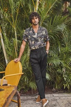 Marlon Teixeira, Semi Formal Outfits, Mens Casual Outfits Summer, Cold Style, British Military, Todd Snyder, Men Stylish Dress, Mens Style Guide, Vintage Military