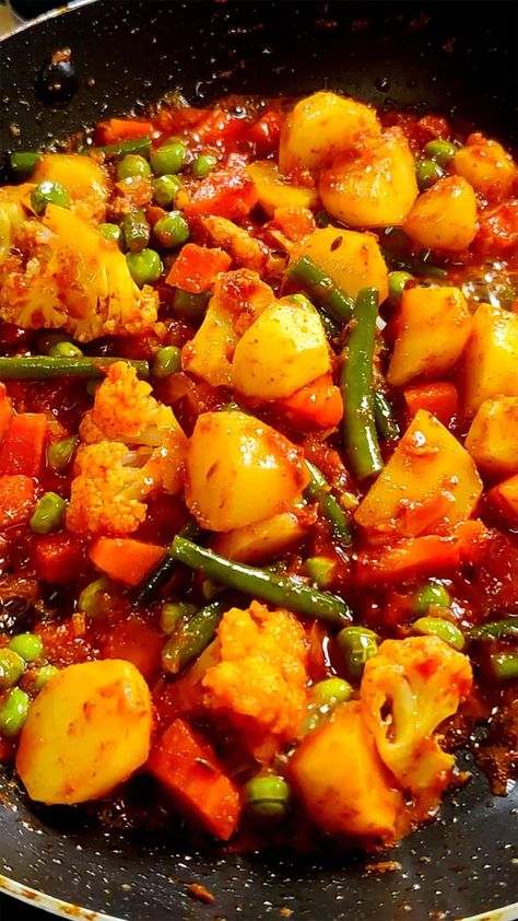 Mixed Vegetable Masala Indian Vegetable Curry, Mix Vegetable Recipe, Vegetable Masala, Vegetable Curry Recipes, Mix Vegetable, Veg Curry, Vegetable Recipe, Curry Recipes Indian, Vegetarian Curry