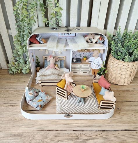 This Dollhouses item by LittleHousesByArteva has 331 favorites from Etsy shoppers. Ships from Slovenia. Listed on Dec 10, 2023 Maileg Mouse House, Dollhouse Suitcase, Mini Creatures, Portable Doll House, Travel Dollhouse, Wooden Family, Maileg Mouse, Mouse House, Vintage Suitcase