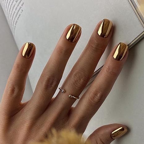 37 Brown And Gold Nails That Are Luxurious Metallic Gold Nails, Golden Nail Art, Gold Chrome Nails, Brown Nails Design, Manicure Art, Golden Nails, Glitter Manicure, Gold Nail Polish, Mirror Nails