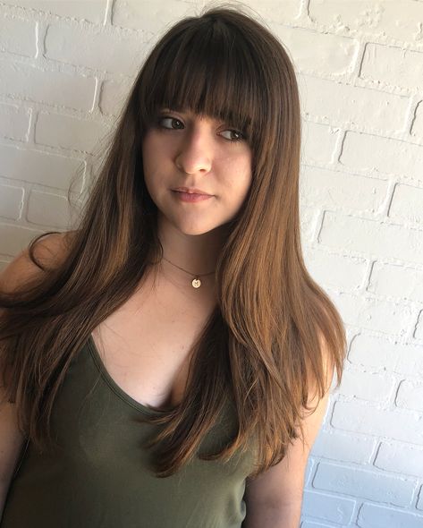 54 Likes, 1 Comments - Aimee (@aimes.nicole.hair) on Instagram: “Seriously obsessed over her hair! Made a whole new look with long flowy layers and the cutest…” Hair Framing, Types Of Faces Shapes, Framing Bangs, Light Blonde Highlights, Face Framing Bangs, How To Cut Bangs, Face Framing Layers, Long Layers, Light Blonde