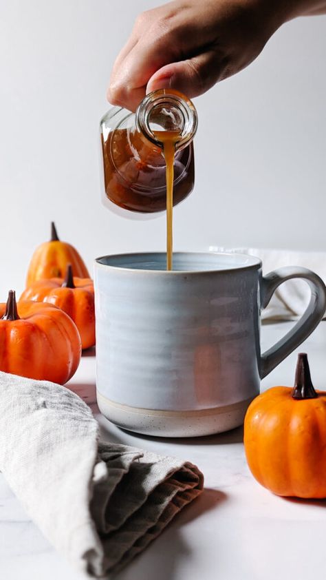 What Is Pumpkin Spice, Pumpkin Spice Syrup Recipe, Homemade Pumpkin Spice Syrup, Pumpkin Spice Cocktail, Simple Syrups, Pumpkin Spice Drinks, Spiced Drinks, Homemade Pumpkin Spice, Starbucks Pumpkin