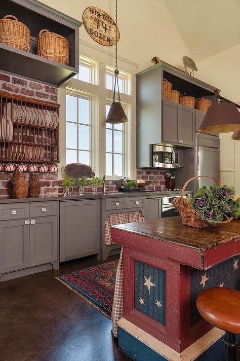 Rustic Farmhouse Decor could work in a living room. Description from pinterest.com. I searched for this on bing.com/images Farmhouse Style Kitchen Cabinets, Dapur Rustic, Rustic Farmhouse Kitchen Cabinets, Kabinet Dapur, Farmhouse Kitchen Cabinets, Decor Ikea, Timeless Kitchen, Farmhouse Kitchen Design, Rustic Farmhouse Kitchen