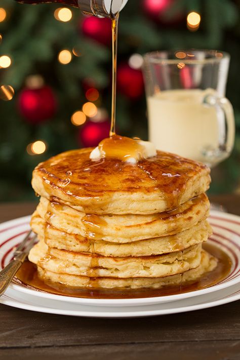 Eggnog Pancakes Recipe, Eggnog Pancakes, Winter Flavors, Eggnog Dessert, Easy Eggnog, Morning Recipes Breakfast, Best Pancake Recipe, Christmas Morning Breakfast, Eggnog Recipe