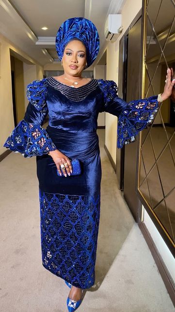 Velvet Styles In Nigeria, Lace Mixed With Plain Material Asoebi, Velvet Aso Ebi, Velvet And Lace Dress, Velvet Styles, Asoebi Lace Styles, Asoebi Lace, Kaftan Styles, Velvet Lace Dress