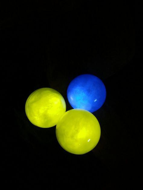 Memory orbs for inside out cosplay Disney Cruise Line, Disney Cruise, Albert Einstein, Inside Out, Einstein, Diy And Crafts