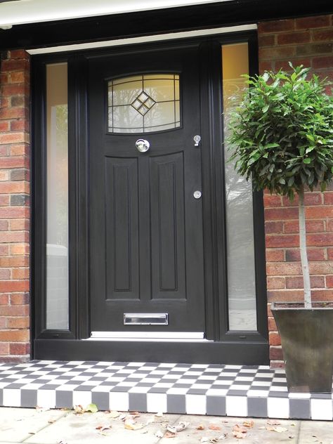 Black Composite Doors, Front Door Composite, Front Of House Ideas Uk, 1930 Front Door, Porch Doors Uk, Rockdoor Newark, Black Composite Front Door, Composite Front Doors Uk, 1930s Front Door