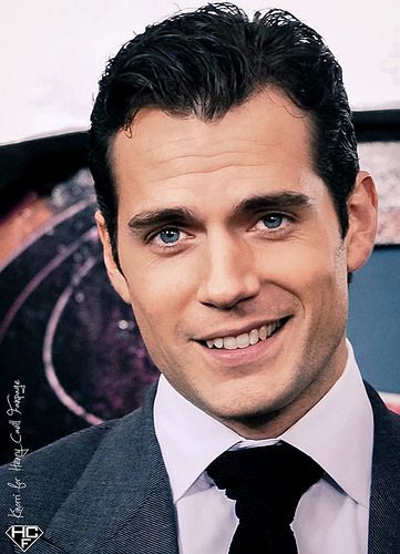 Henry Cavill - by Kinorri - 156 | Flickr - Photo Sharing! Henry Cavill Smile, Henry Cavill Tumblr, Superman Henry Cavill, Hollywood Smile, Half Smile, Love Henry, Henry Williams, Character Inspiration Male, Henry Cavill