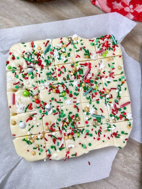 Easy Christmas Cookie Fudge Recipe Christmas Cookie Fudge, Cookie Fudge Recipe, Funfetti Fudge, Sugar Cookie Fudge, Holiday Fudge Recipes, Cookie Fudge, White Chocolate Fudge Recipes, Betty Crocker Sugar Cookies, Eggnog Fudge