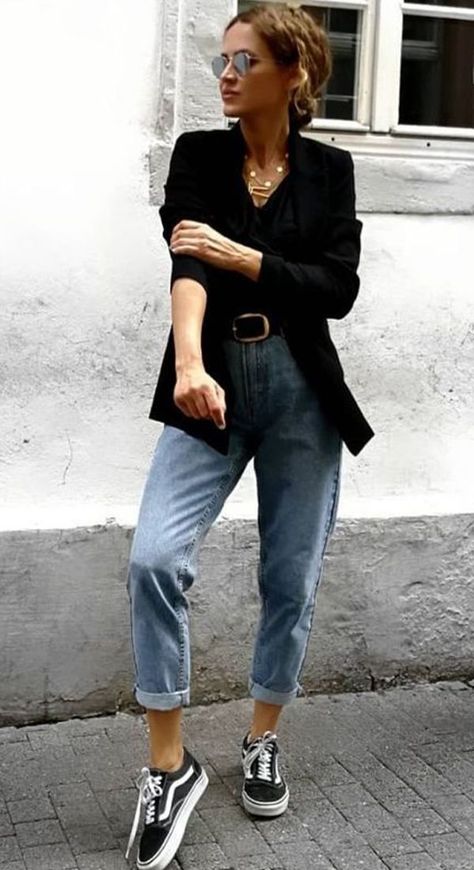 Casual Chique Stijl, Street Style Fall Outfits, Trendy Swimwear, Fall Street Style, Black Blazer, Mode Inspiration, Ladies Dress Design, Street Style Outfit, Style Outfits