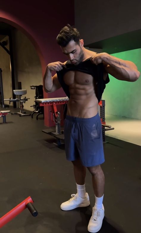 Sam Asghari, Baby One More Time, Beauty Hacks