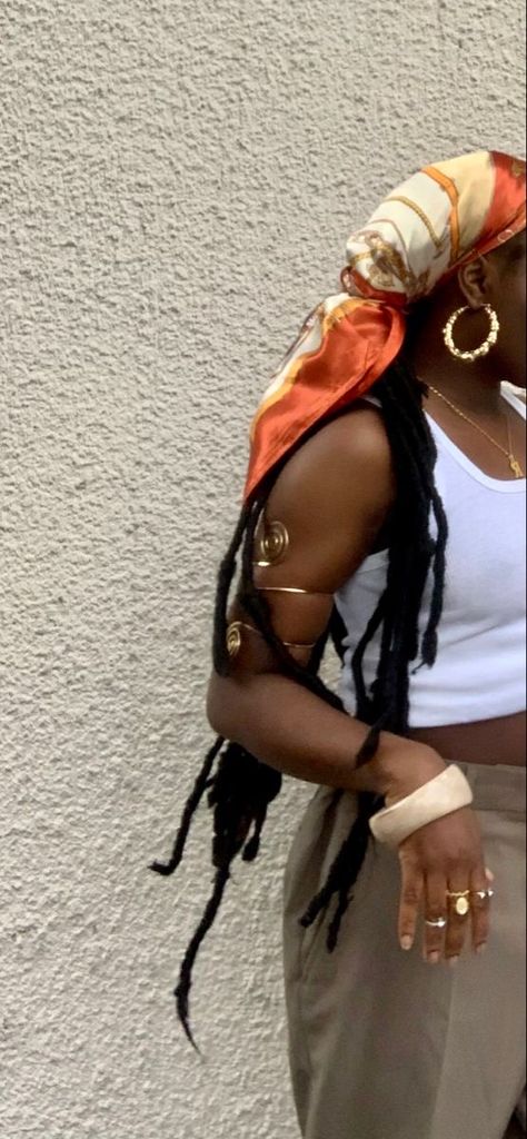 Earthy Outfits Black Women Locs, Summer Headwrap Outfit, Head Scarfs Outfits, Summer Head Scarf Boho Style, Locs With Scarf Black Women, Black Headscarf Outfit, Scarf Hairstyles Outfit, Boho Jewelry Black Women, Black Women With Locs Outfits