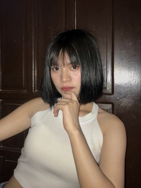 Short Black Hair Shoulder Length Bangs, Black Bob With Bangs, Short Black Hair With Bangs, Black Hair With Bangs, Black Hair Bangs, Short Black Hair, Black Hair Aesthetic, Straight Hair Cuts, Black Bob