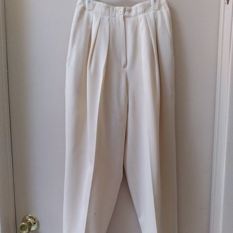 Off-white Slacks, Fully Lined, size 4 White Slacks, Summer Fall, Fall Winter, Size 4, Off White, Wool, Outfit Inspo, Plus Fashion, Pants