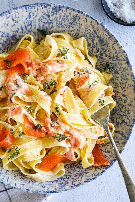 This smoked salmon pasta recipe is creamy, delicious and as perfect for an easy weeknight dinner as it will be served at a dinner party. Table of Contents1 Ingredients needed2 How to make smoked salmon pasta3 Can I make this ahead?4 FAQ5 Smoked salmon recipes Ingredients needed How to make smoked salmon pasta To make... Recipes With Smoked Salmon Slices, Smoked Salmon Spaghetti, Smoked Salmon Pasta Creamy, Smoked Salmon And Pasta Recipes, Smoked Salmon Dinner Recipes, Sliced Smoked Salmon Recipes, Smoked Salmon Meal Ideas, What To Make With Smoked Salmon, Smoked Salmon Dinner Ideas