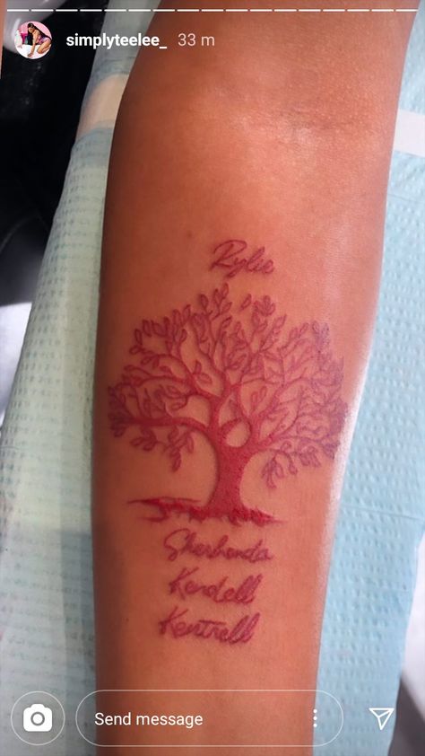 Tattoo With Siblings Names, Tattoo Ideas To Get For Your Siblings, Sibling Dedication Tattoo, Sibling Remembrance Tattoos, Sibling Tattoos 4 Siblings Meaningful, 3 Name Tattoo Ideas, Tattoos Dedicated To Siblings, Sister Name Tattoos, Big Sister Tattoo Ideas