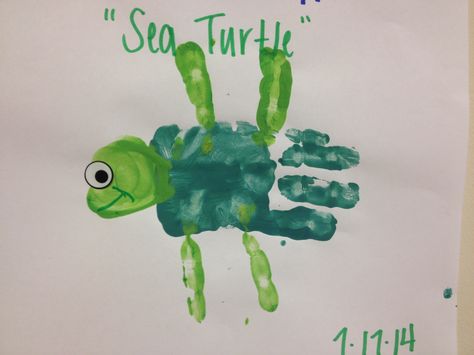 Handprint Sea Turtle Sea Animal Crafts, Under The Sea Crafts, Shaving Foam, Baby Art Projects, Footprint Crafts, Toddler Arts And Crafts, Sea Crafts, Daycare Activities, Footprint Art