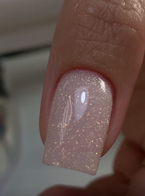 Shiny Square Nails, Cute Bridesmaids Nails, Dainty Glitter Nails, Natural Nails With Shimmer, Pink Glitter Biab Nails, Simple White Sparkle Nails, Neutral Glittery Nails, Solid Sparkle Nails, Clear And Glitter Acrylic Nails