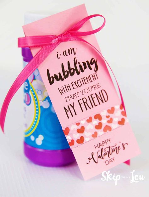 bubbles valentine Gummy Worm Valentine, Kids Valentines Day Cards, Starburst Valentine, Printable Valentine Tags, Baby Valentines Gifts, Minecraft Valentines, Creative Valentines Day Ideas, Bubble Valentines, Valentines Diy Kids