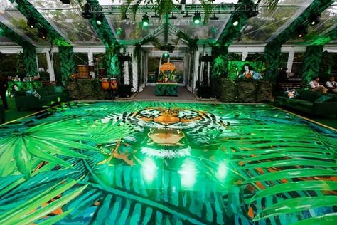 Tropical Dance Floor, Safari Gala, Fifa 2023, Jungle Floor, Safari Animal Party, Enchanted Theme, Tropical Dance, Animal Party Ideas, Bar Mitzvah Themes