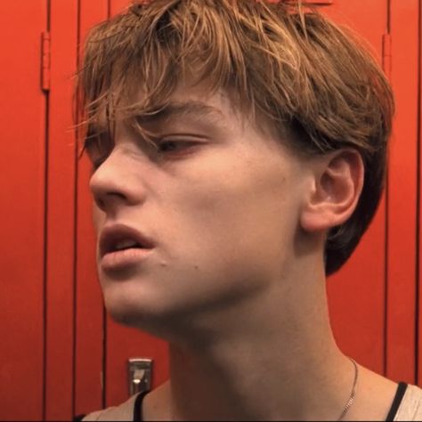 90s Men Hairstyles, Leonardo Dicaprio Basketball Diaries, Leonardo Dicaprio Basketball, 90s Haircut Men, Leonardo Dicaprio Hair, The Basketball Diaries, Jim Carroll, Boyfriend Hair, Taper Fade Short Hair