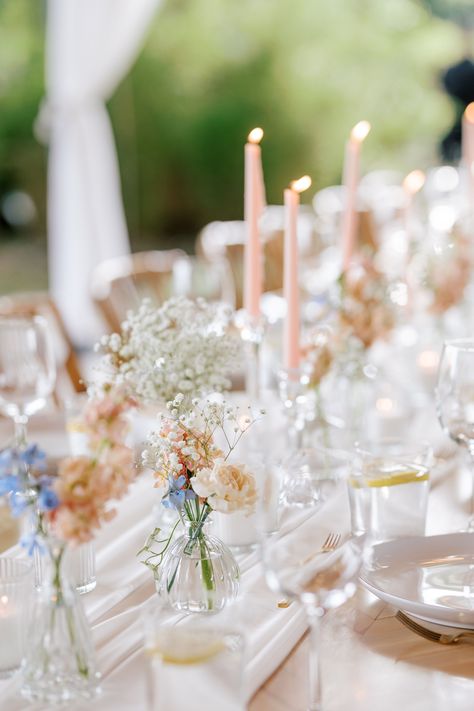 Micro Wedding Table Decor & Centerpiece Ideas In Promise Ridge l Pennsylvania Wedding Florist l A dreamy pastel woodland wedding in The Poconos Mountains in Pennsylvania. Discover pastel inspired wedding centerpieces, spring reception flowers, pastel wedding arches, pastel wedding florals, and pastel wedding color palettes. Book Allium Floral Design for your woodland wedding table decor, spring bridal bouquets, and pastel wedding centerpieces at alliumfloraldesign.com. Micro Wedding Table, Table Decor Centerpiece Ideas, Pastel Wedding Centerpieces, Woodland Wedding Table, Pastel Wedding Florals, Spring Reception, Poconos Mountains, Pastel Wedding Decorations, Pastel Wedding Theme