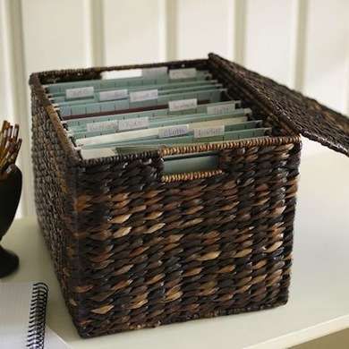 Basket Organization Small Office Storage, Hall Storage, Diy Office Organization, Office Organization Files, Office Storage Solutions, Fun Organization, Creative Office, Filing Cabinets, Home Office Storage