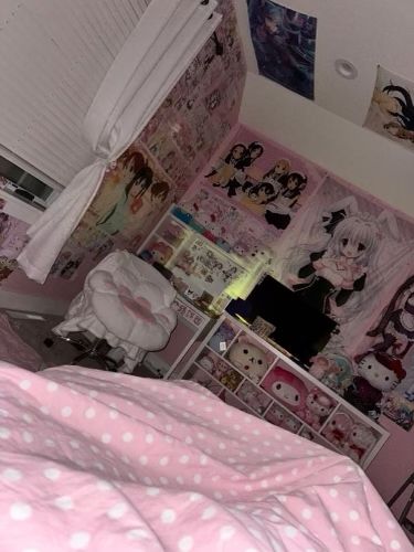 Kawaii Decor Ideas, Pink Anime Room, K On Aesthetic, Pink Maximalist Bedroom, Kawaii Rooms, Pink Cutecore, Cutecore Aesthetic, Anime Bedroom, Kawaii Room Ideas