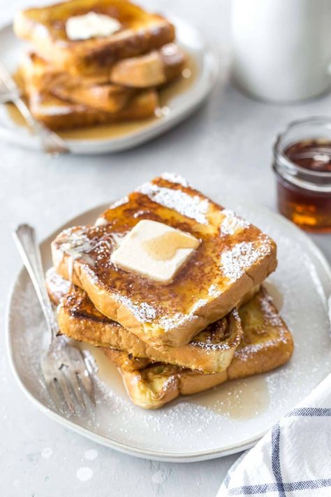 This easy, dairy free french toast recipe is made with almond milk (or your choice of dairy free milk) and eggs. Top with maple syrup and vegan butter for a perfect weekend breakfast. #dairyfree #frenchtoast Texas French Toast Recipe, Dairy Free French Toast, Oven Baked French Toast, Awesome French Toast Recipe, Bourbon Caramel Sauce, French Toast Bake Overnight, Easy French Toast Recipe, French Toast Bake Recipe, Best French Toast