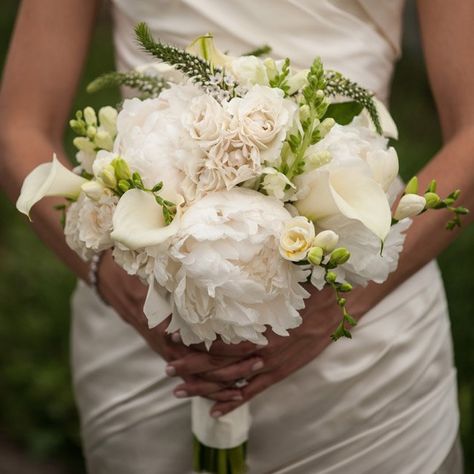 White Calla Lily and Peony Bridal Bouquet Bridal Bouquet Recipe, White Calla Lily Bouquet, Peony Bridal Bouquet, Calla Lily Bridal Bouquet, Bouquet Recipe, Lily Bridal Bouquet, Calla Lily Bouquet Wedding, Hydrangea Bouquet Wedding, White Calla Lily