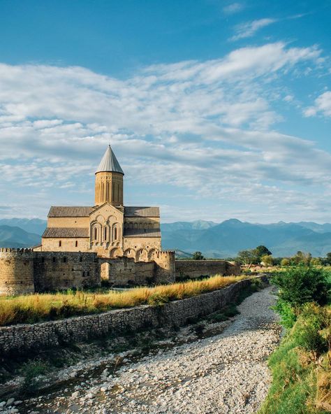 Alaverdi Monastery. Kakheti, Georgia, 2016. Kakheti Georgia, Tour Guide, Monument Valley, Georgia, Natural Landmarks, House Styles, Photo And Video, Photography, Travel