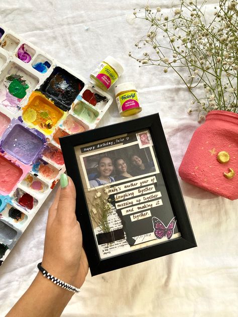 Handmade Frames Ideas, Bday Frame, Google Birthday, Personalized Frames, Xmas Frames, Happy Birthday Icons, Boo Gift, Happy Jar, Diy Photo Book