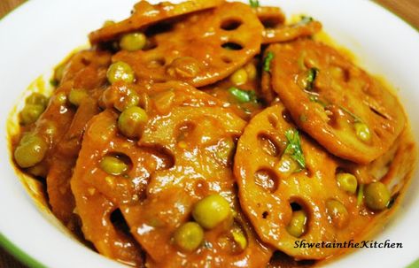 'Bhey', as referred to in north India, is a popular lotus stem recipe but I didn't stumble upon it until after my marriage. My husband once asked me Lotus Root Recipes, Lotus Stem Recipe, Lotus Root Recipe, Root Recipes, Veg Recipes Of India, Punjabi Cuisine, Punjabi Food, Lotus Root, Dried Vegetables