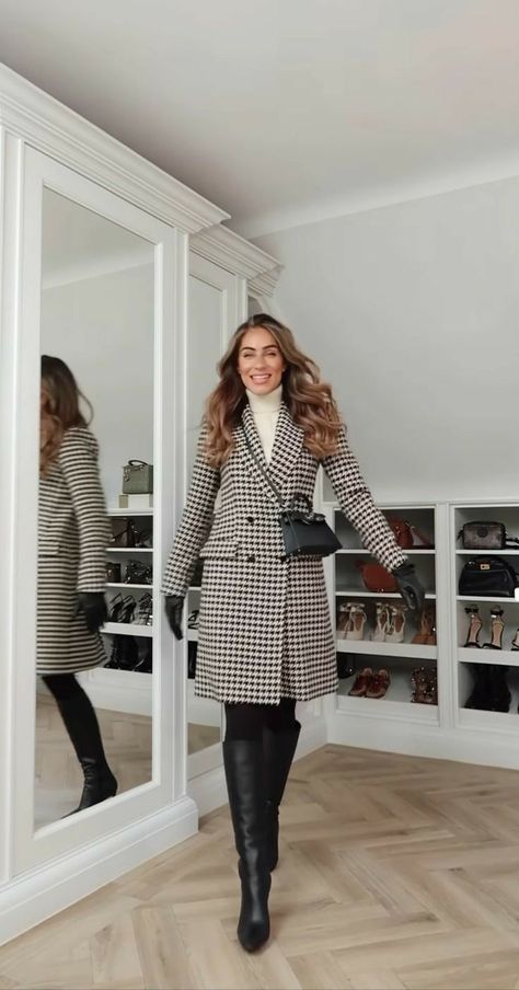 Cozy Rainy Day Outfit, Rainy Day Outfits, Rich Outfits, Cozy Rainy Day, Look Office, Dark Days, Skandinavian Fashion, Prep Style, Chique Outfits