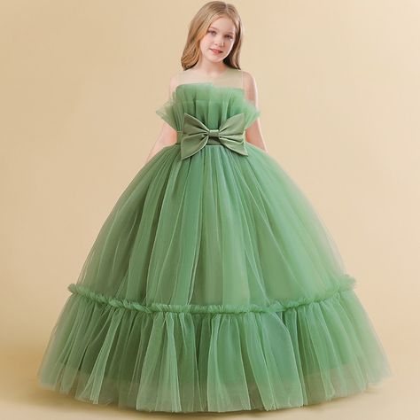 Maternity Ball Gowns, Party Dress For Girls, Royalty Dress, Party Dress Classy, Princess Dress Kids, Lace Wedding Gown, Simple Gowns, Girls Formal Dresses, Unique Prom Dresses