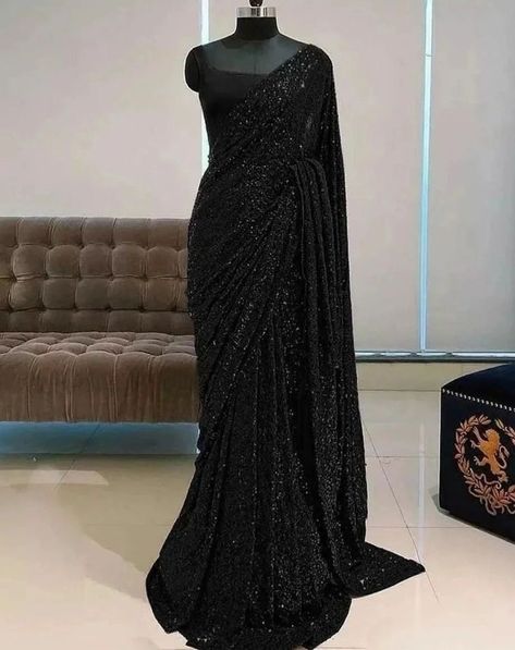 Farewell Saree, Black Sari, Saree Black, Sarees For Girls, Beautiful Black Dresses, Fancy Sarees Party Wear, Maxi Dress Collection, Saree Designs Party Wear, Dresses Traditional