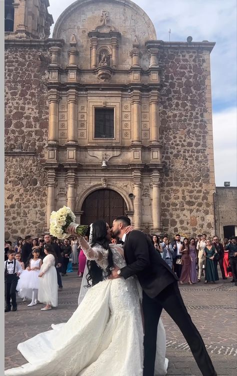 Charro Wedding Ideas, Rancho Wedding Mexican, Rancho Wedding, Hispanic Wedding, Charro Wedding, Mexican Inspired Wedding, Outdoor Tent Wedding, Dream Wedding Decorations, Religious Wedding