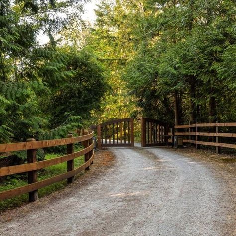 HorseProperties.Net on Instagram: "CAPTIVATING 45-ACRE EQUESTRIAN ESTATE NESTLED ATOP BAYVIEW RIDGE | Burlington, Washington Captivating 45-acre estate nestled atop Bayview Ridge. Expansive views of the valley and mountains while surrounded by pastures and forests, seamlessly blend solitude with the convenience and proximity to NW Counties. Equestrian amenities include a center aisle 7 stall barn with heated tack room and wash stall, a full-size all-weather dressage arena, mudfree paddocks, an additional 80x60 pole barn that can serve as an equip. barn, future enclosed arena or wedding venue. Acres of fenced & cross-fenced pastures. 1 bedroom cottage and all-weather sand arena. Architecturally designed Tudor style, boasts 4 bedrooms, 4 bathrooms, a den, rec room, and hot tub patio. Updated Horse Paddocks, Tack Room Ideas, Burlington Washington, Horse Riding Arena, Dream Barn Stables, 1 Bedroom Cottage, Cottagecore Farm, Fancy Farm, Equestrian Stables