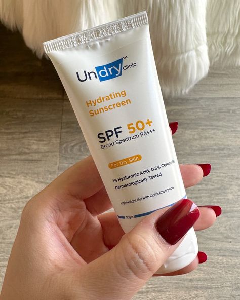 Undry Hydrating Sunscreen For Dry Skin SPF 50+ PA+++ Sunscreen For Dry Skin, Drugstore Skincare, Birthday Collage, Physical Sunscreen, Best Sunscreens, Sunscreen Spf 50, Sunscreen Moisturizer, Spf Sunscreen, Simple Skincare