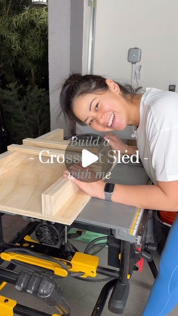 Deedee Oguma | DIY and Decor on Instagram: "⚠️ Crosscutting wood (against its grain) is dangerous on a table saw for a number of reasons. That’s why some genius 🧐 invented the crosscut sled: so that we could safely and, also, more effectively make clean and repeatable cuts.  If you’re new to woodworking like I am, you’re overwhelmed by the safety measures you have to take to feel confident with power tools. 😩 So when I found these free crosscut sled plans from @steveramsey_wwmm, I was so relieved, because I wasn’t sure I was skilled enough to make a super fancy one like I’d seen on so many YT videos. 😳 Steve’s plans were super simple, easy to follow and very beginner friendly. Check him out if you love woodworking like me! 🪵 • • • • #Woodworking #Woodwork #DIY #LadiesWhoDIY #CrosscutSl Diy Crosscut Sled Table Saw, Crosscut Sled Plans Table Saw, Table Saw Projects Beginner, Crosscut Sled Plans, Diy Table Saw Sled, Table Saw Sled Plans, Saw Table Diy, Table Saw Crosscut Sled, Diy Tools Woodworking